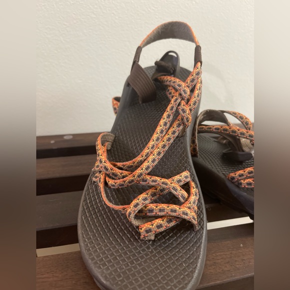 Women’s Chaco size 9 - Picture 2 of 6